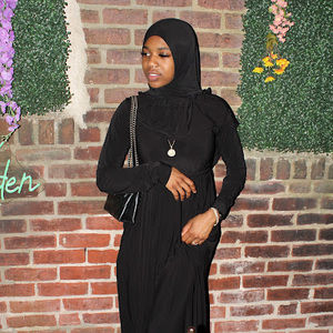 Meet your Posher, Jasmine